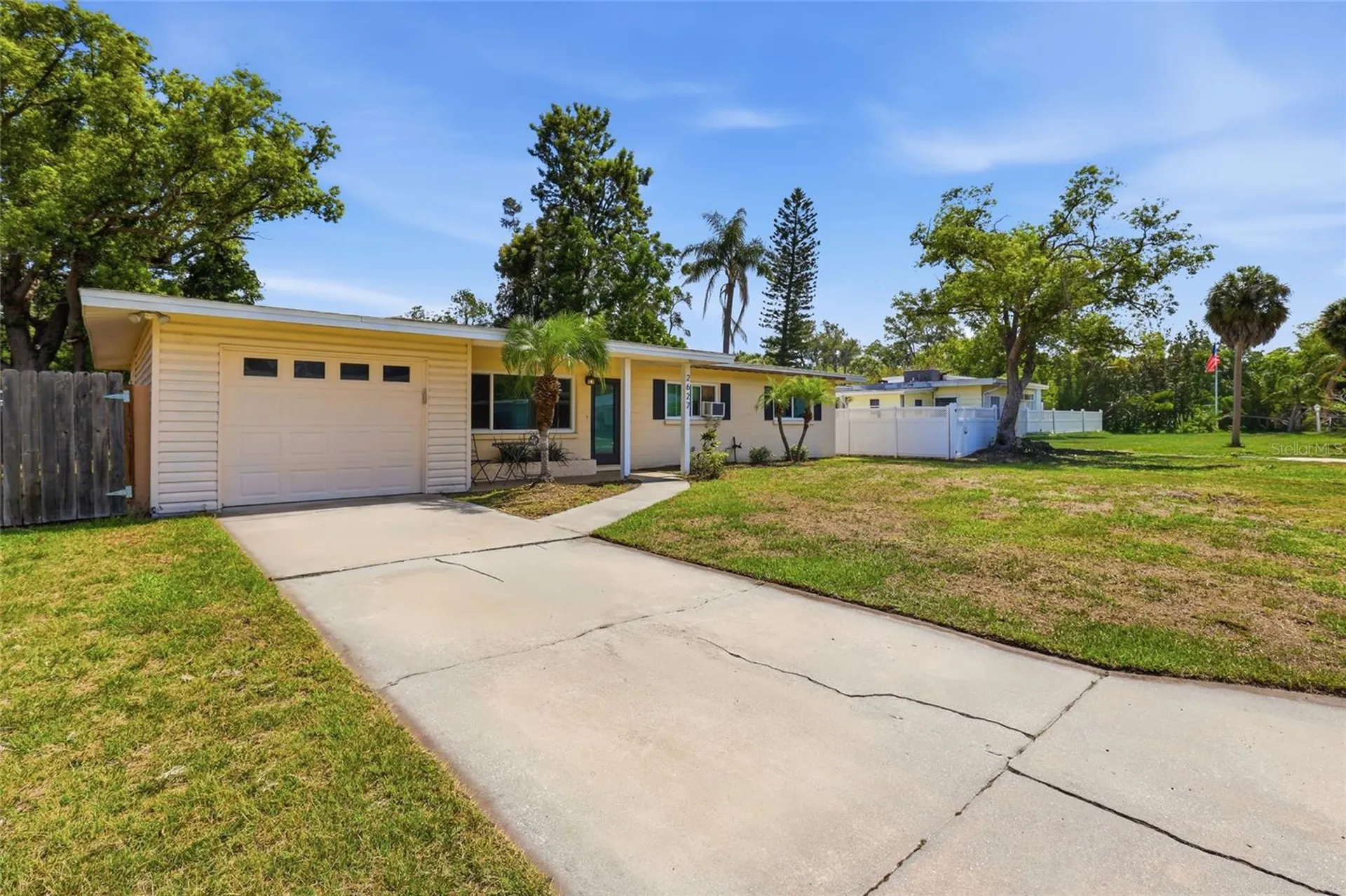 2627 Dueby Street Sarasota FL 34231