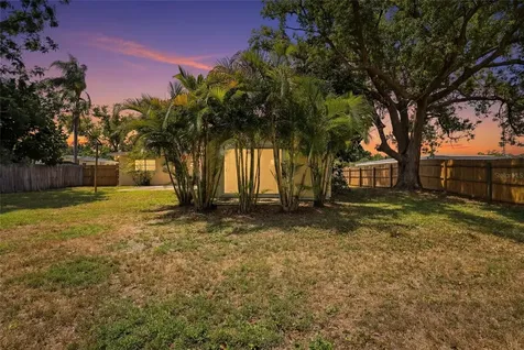 2627 Dueby Street Sarasota FL 34231