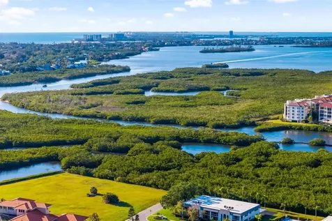 2627 Dueby Street Sarasota FL 34231