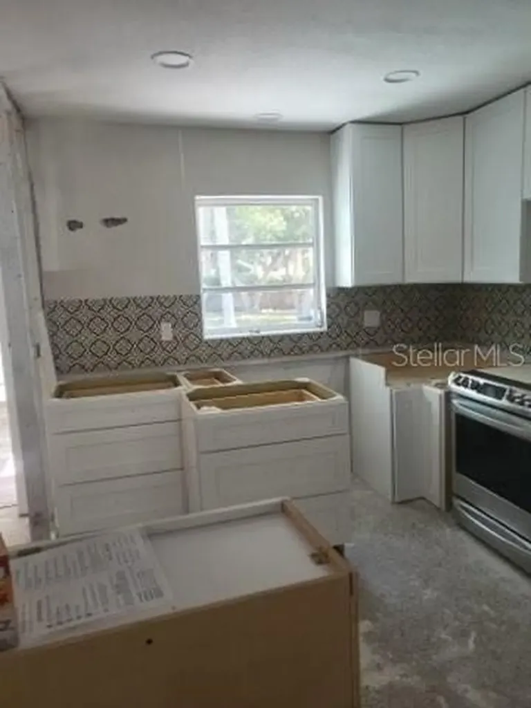 11220 Cherokee Drive St Petersburg FL 33708