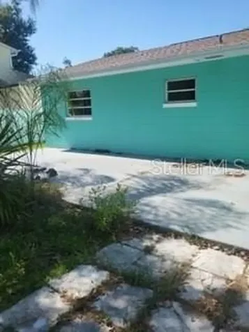 11220 Cherokee Drive St Petersburg FL 33708