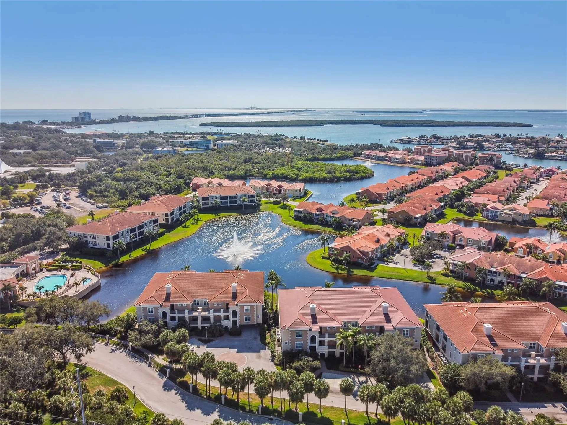 18 Franklin Court S St Petersburg FL 33711