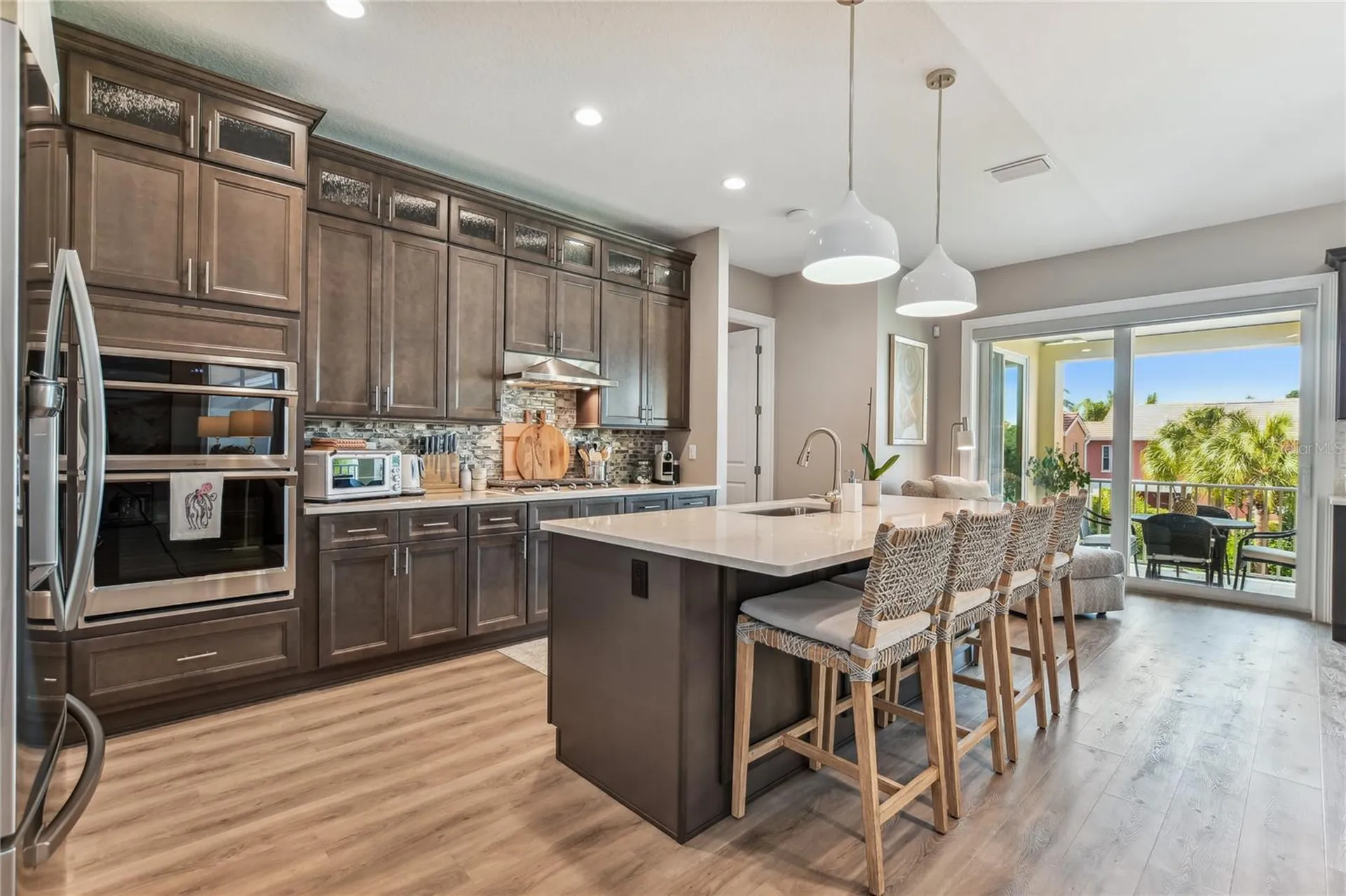 18 Franklin Court S St Petersburg FL 33711