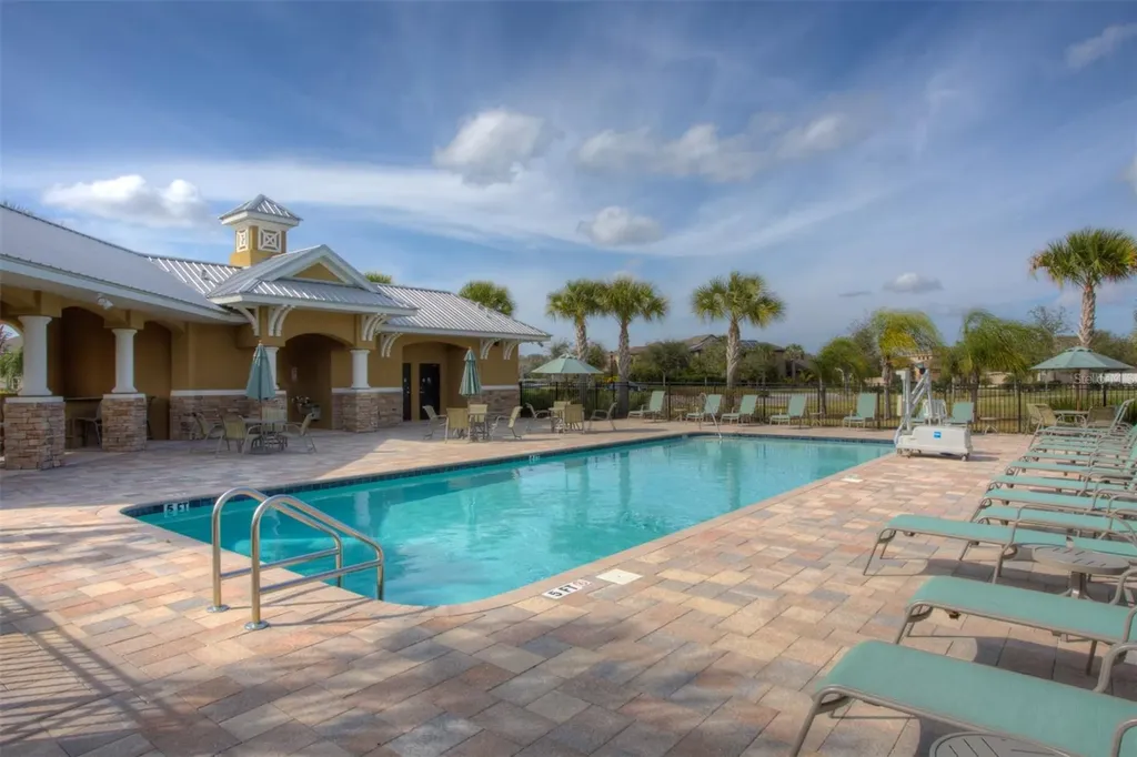 10531 Mistflower Lane Tampa FL 33647