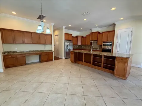 10531 Mistflower Lane Tampa FL 33647