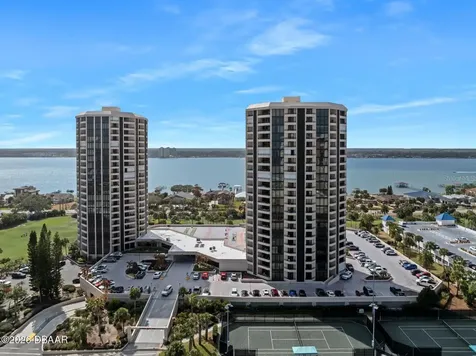 1 Oceans West Boulevard Daytona Beach FL 32118