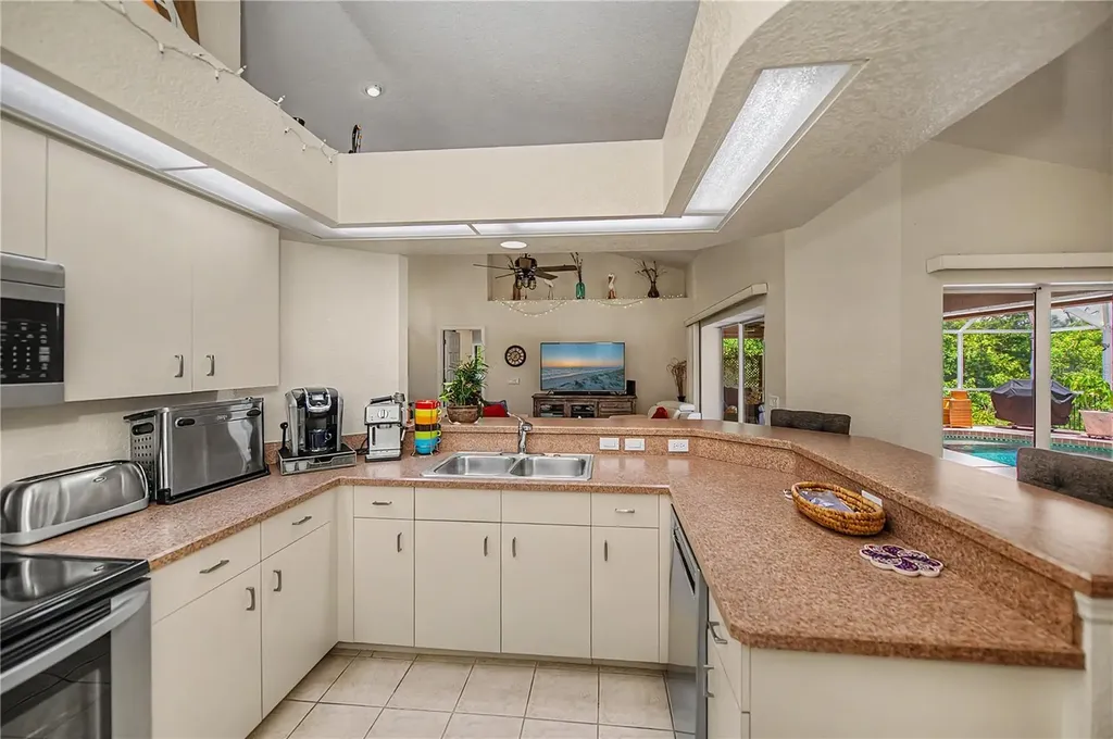 113 & 121 Red Cedar Park Rotonda West FL 33947