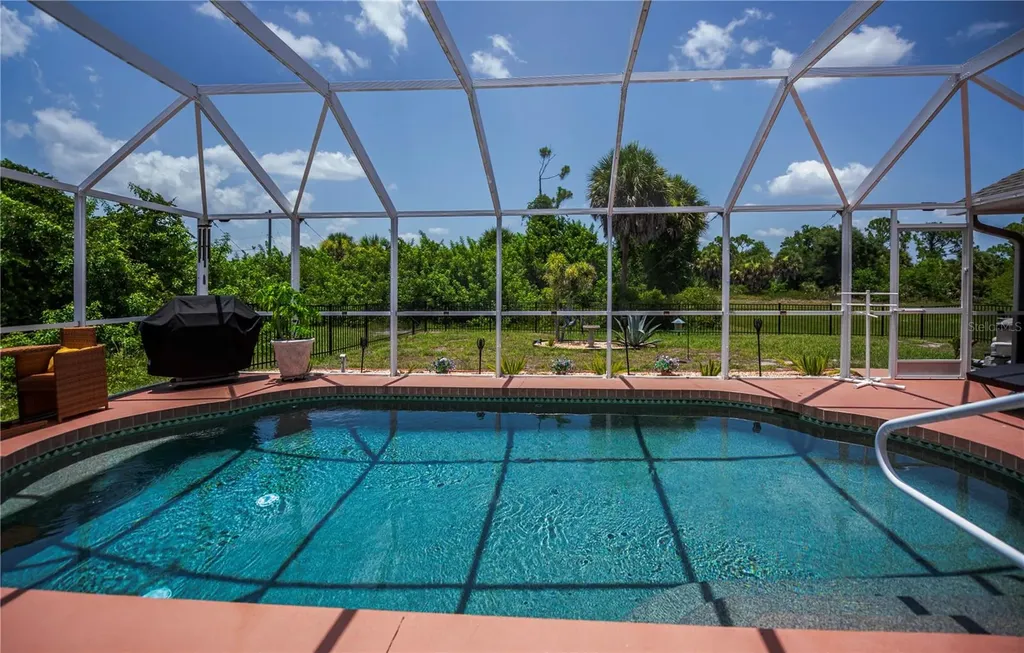 113 & 121 Red Cedar Park Rotonda West FL 33947