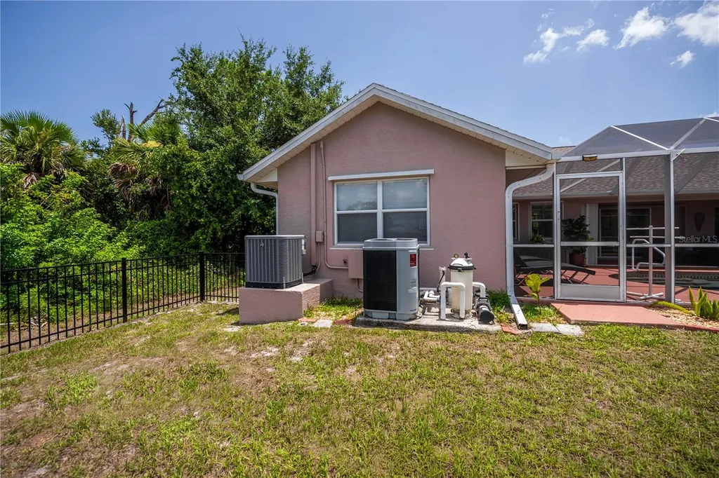 113 & 121 Red Cedar Park Rotonda West FL 33947