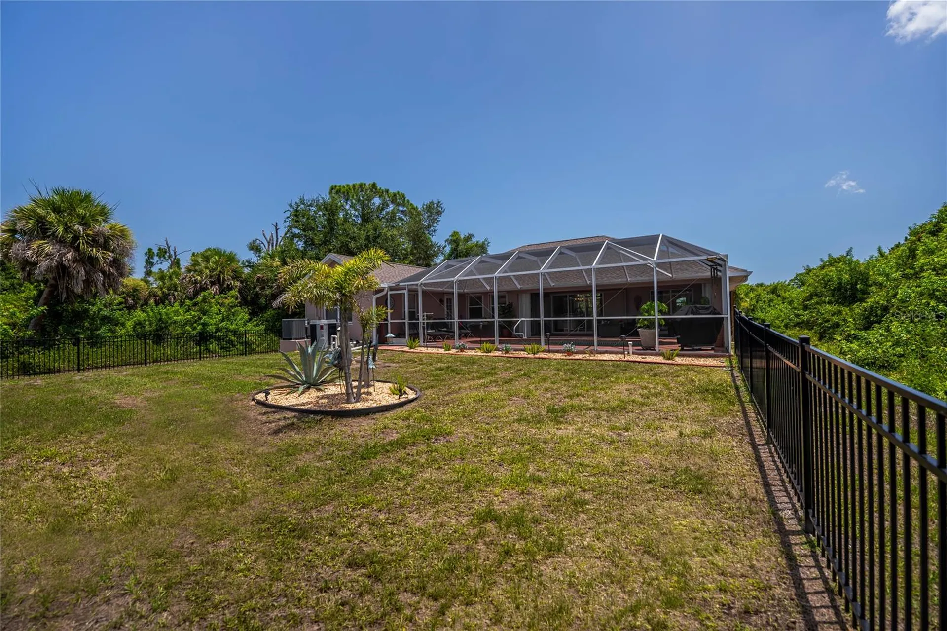 113 & 121 Red Cedar Park Rotonda West FL 33947