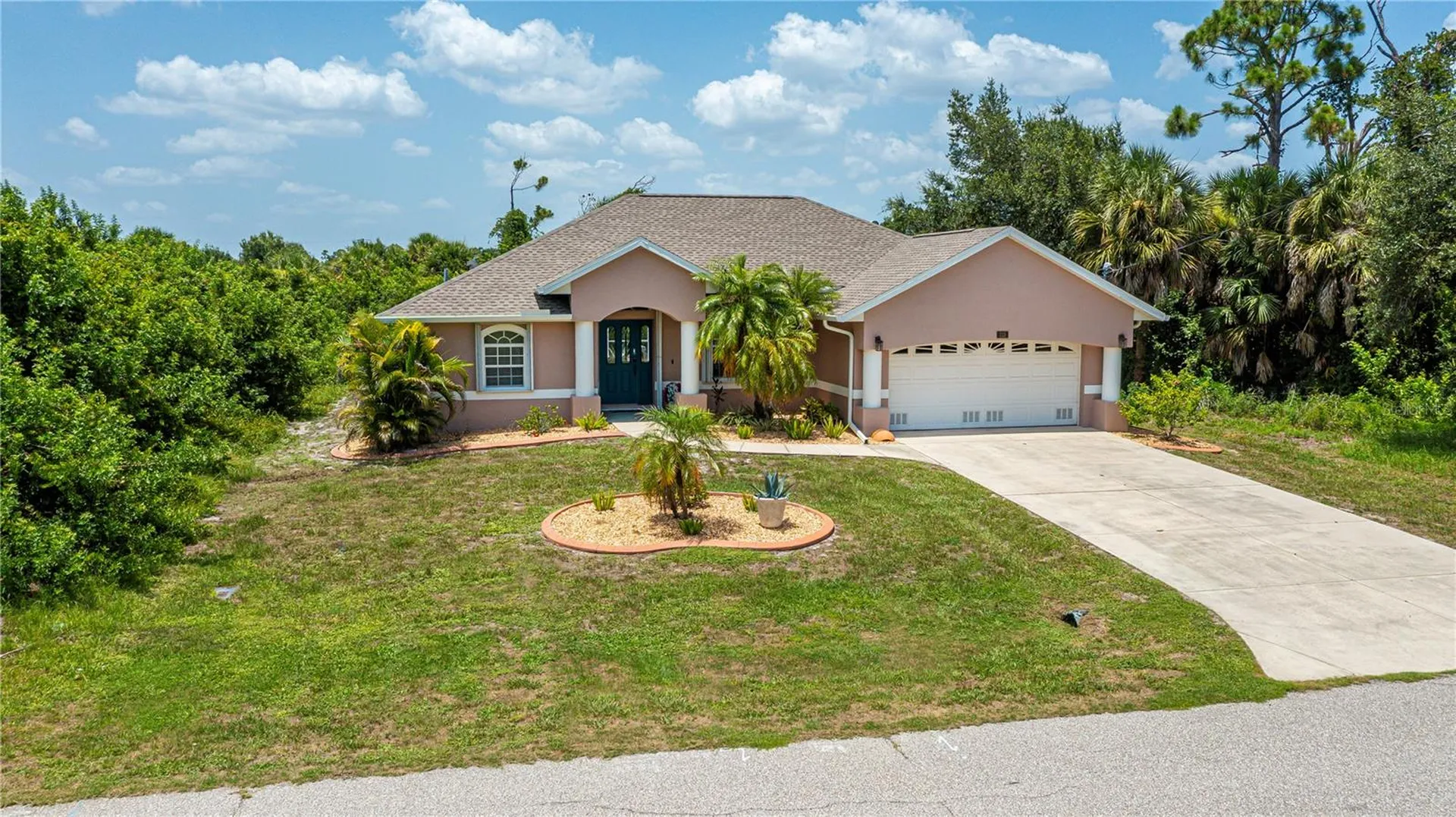 113 & 121 Red Cedar Park Rotonda West FL 33947