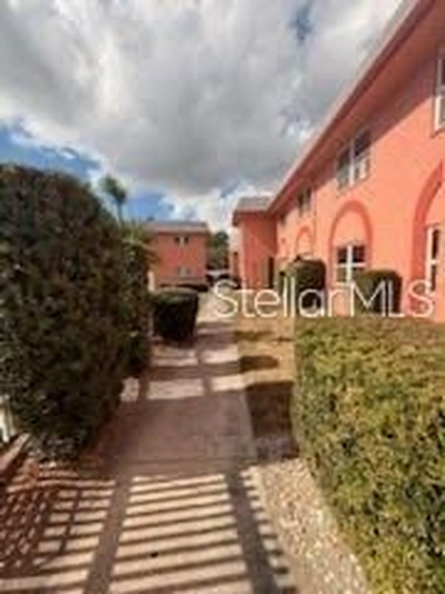 620 62nd Avenue N St Petersburg FL 33702