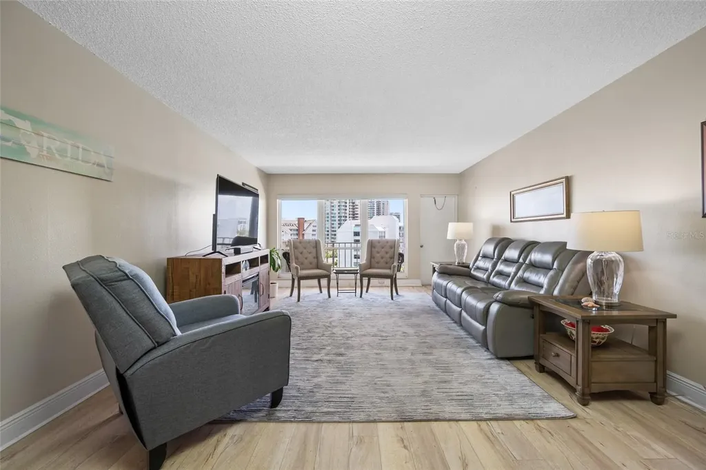 1621 Gulf Boulevard Clearwater Beach FL 33767