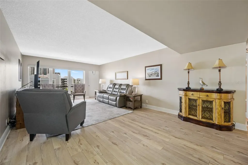 1621 Gulf Boulevard Clearwater Beach FL 33767