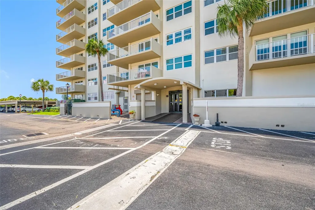 1621 Gulf Boulevard Clearwater Beach FL 33767
