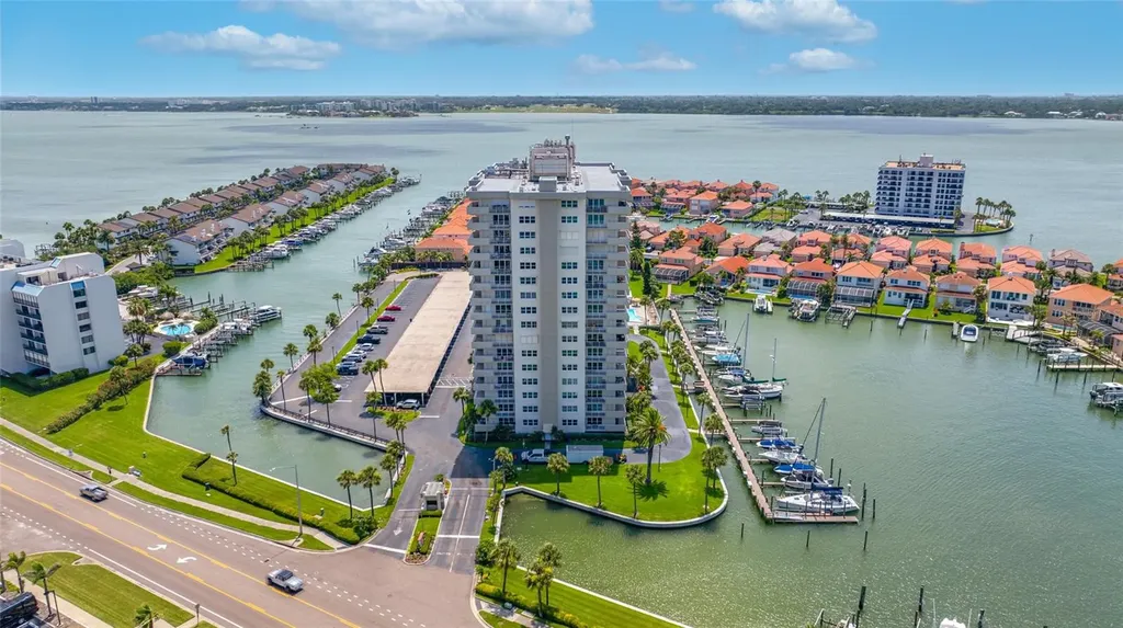 1621 Gulf Boulevard Clearwater Beach FL 33767