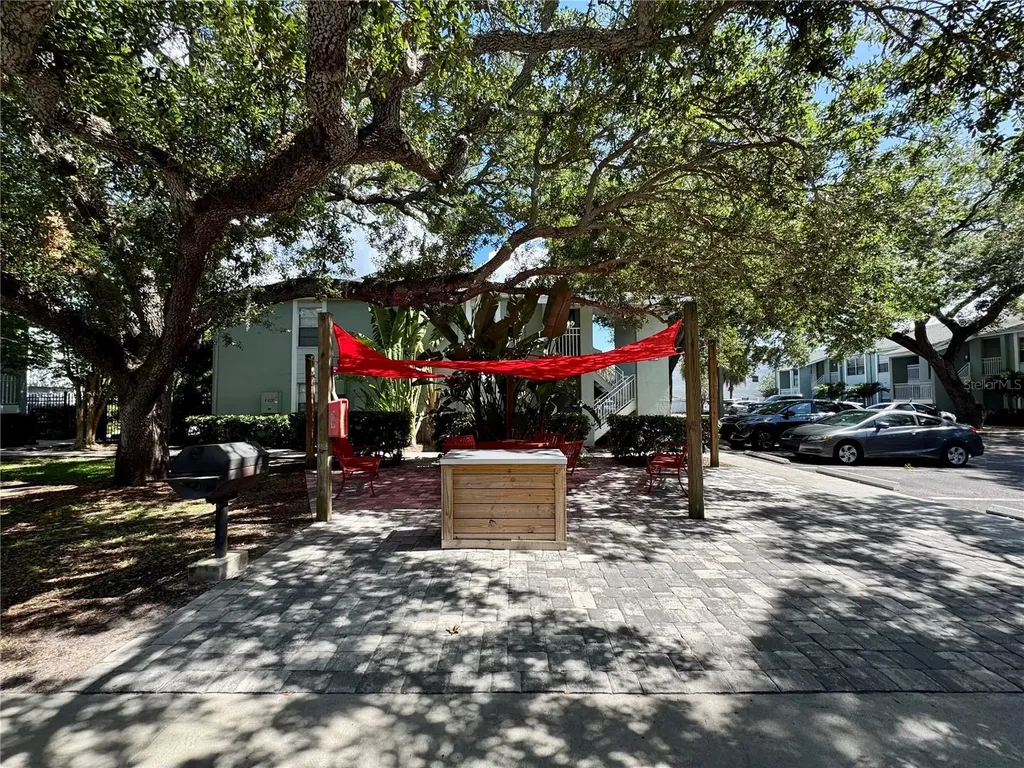 5440 S Macdill Avenue Tampa FL 33611