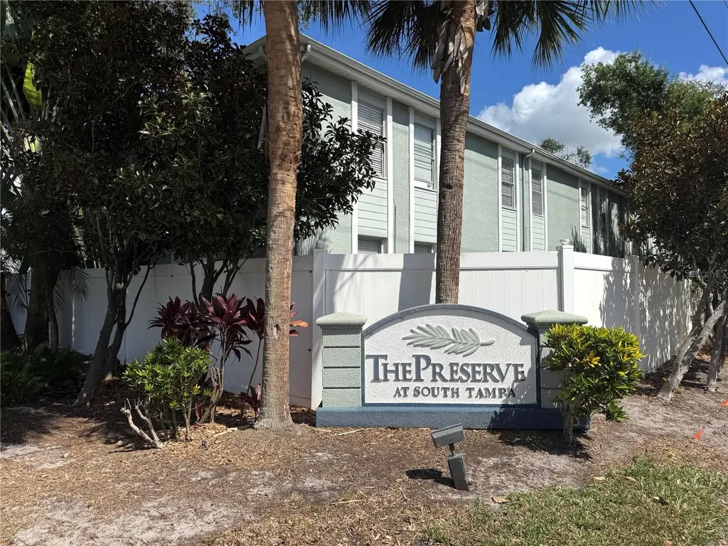 5440 S Macdill Avenue Tampa FL 33611