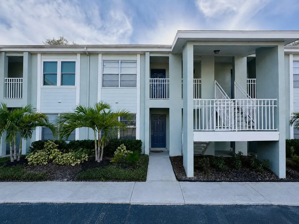 5440 S Macdill Avenue Tampa FL 33611