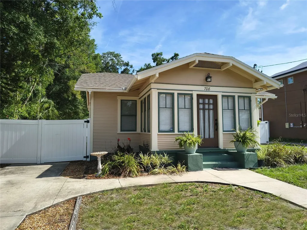 708 W Idlewild Avenue Tampa FL 33604