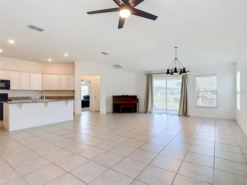 1045 Augustus Drive Davenport FL 33896