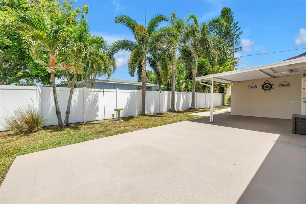 2375 37th Street N St Petersburg FL 33713