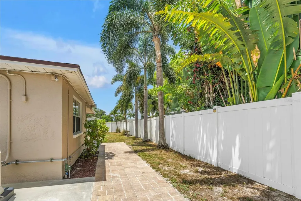 2375 37th Street N St Petersburg FL 33713
