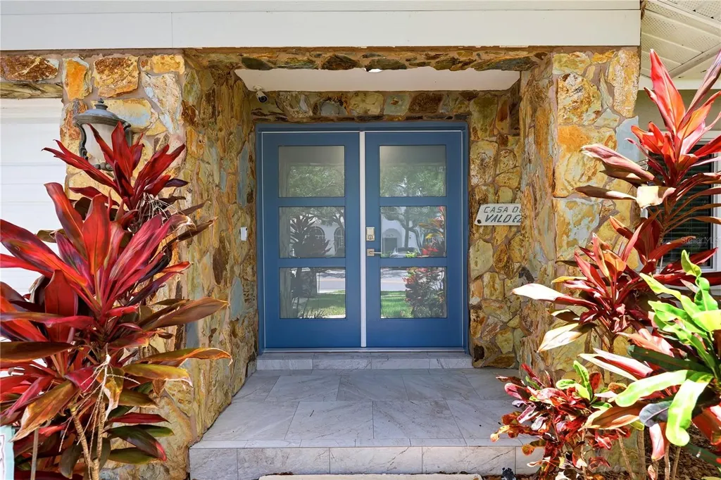 13867 Feather Sound Drive Clearwater FL 33762