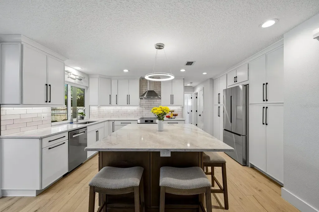 13867 Feather Sound Drive Clearwater FL 33762