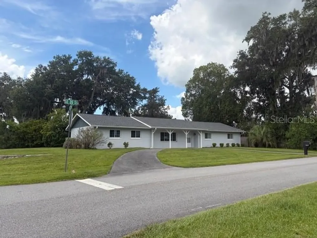 2190 SE 39th Street Ocala FL 34480