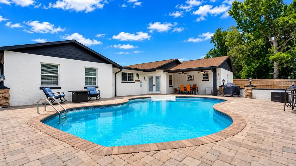 122 Bearss Circle Longwood FL 32750
