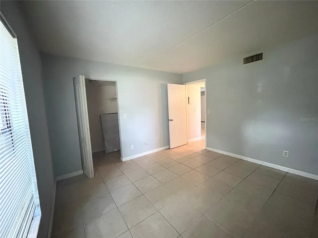 1229 Kennedy Road Daytona Beach FL 32117
