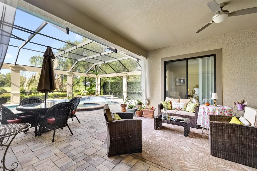 25447 High Hampton Circle Sorrento FL 32776