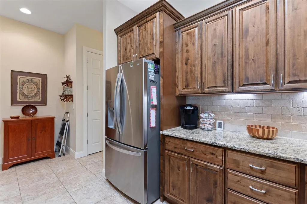 492 Meandering Way Polk City FL 33868