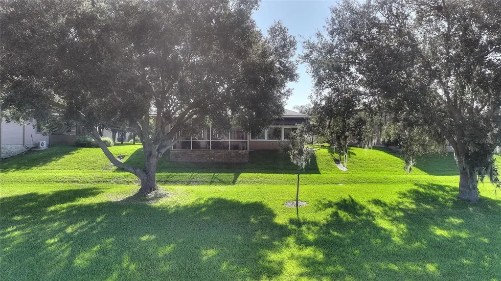 492 Meandering Way Polk City FL 33868