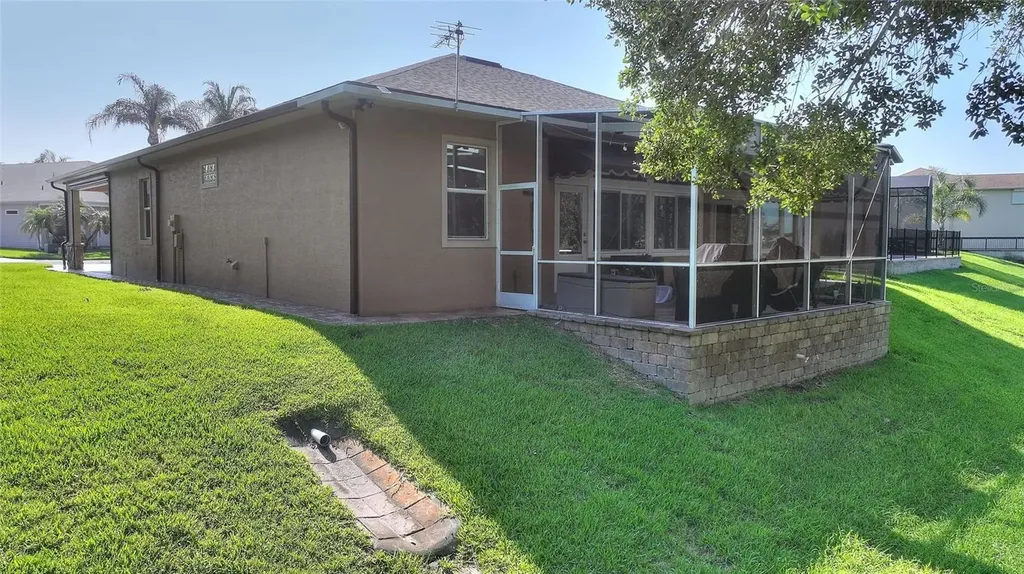 492 Meandering Way Polk City FL 33868
