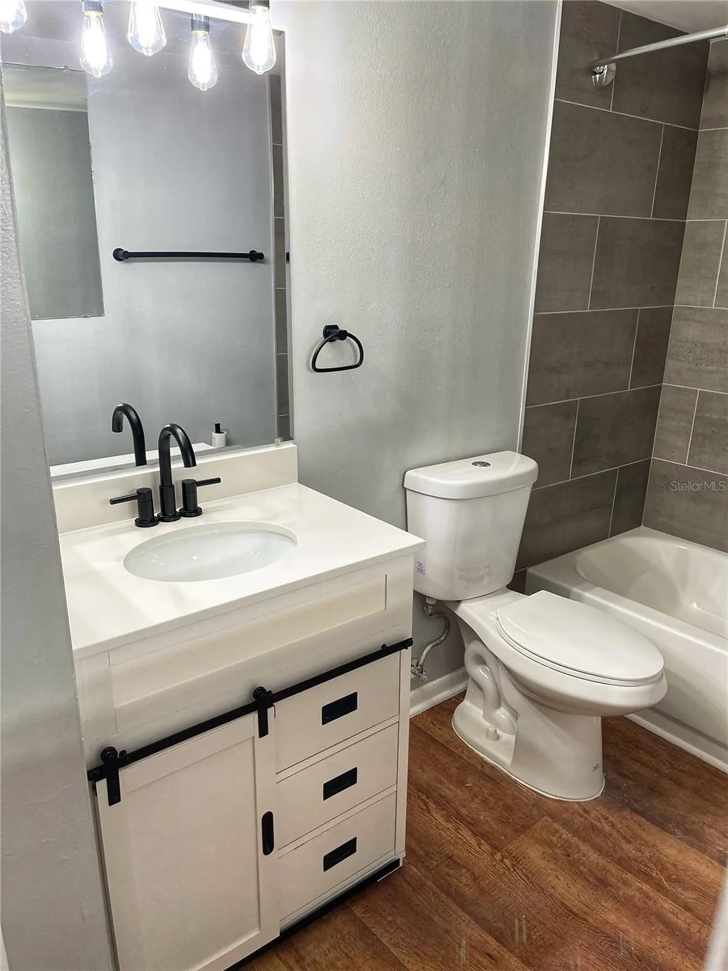 2846 Somerset Park Drive Tampa FL 33613