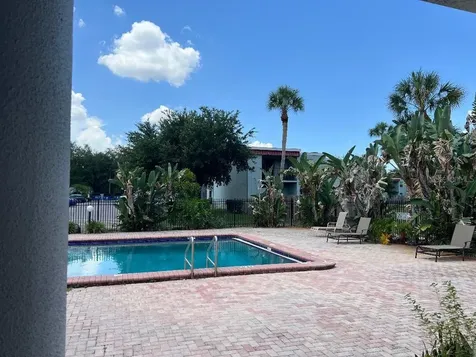 2846 Somerset Park Drive Tampa FL 33613