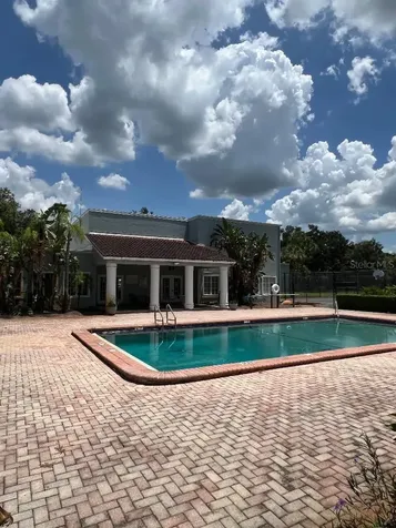 2846 Somerset Park Drive Tampa FL 33613