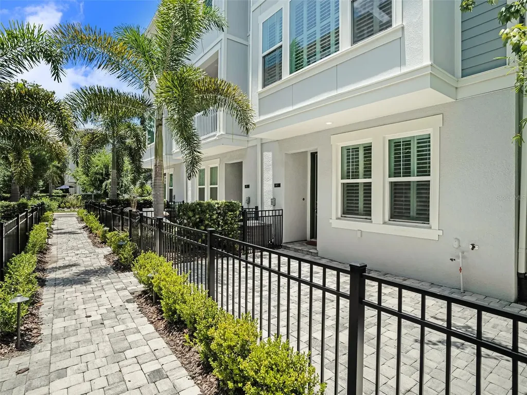 202 S Tampania Avenue Tampa FL 33609