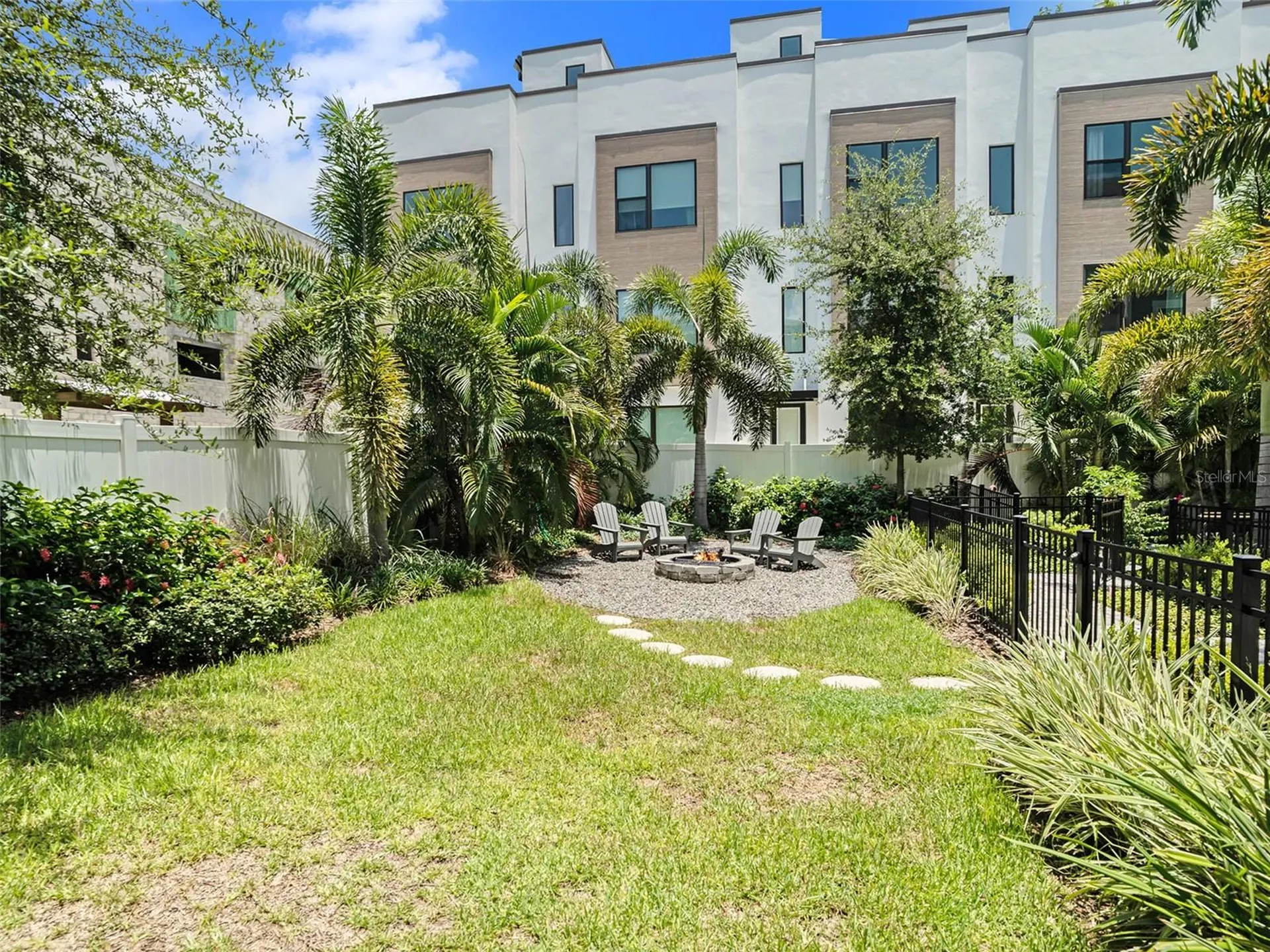 202 S Tampania Avenue Tampa FL 33609