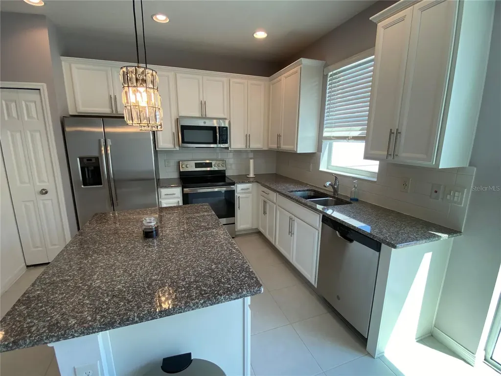 2217 Sedge Grass Way Orlando FL 32824