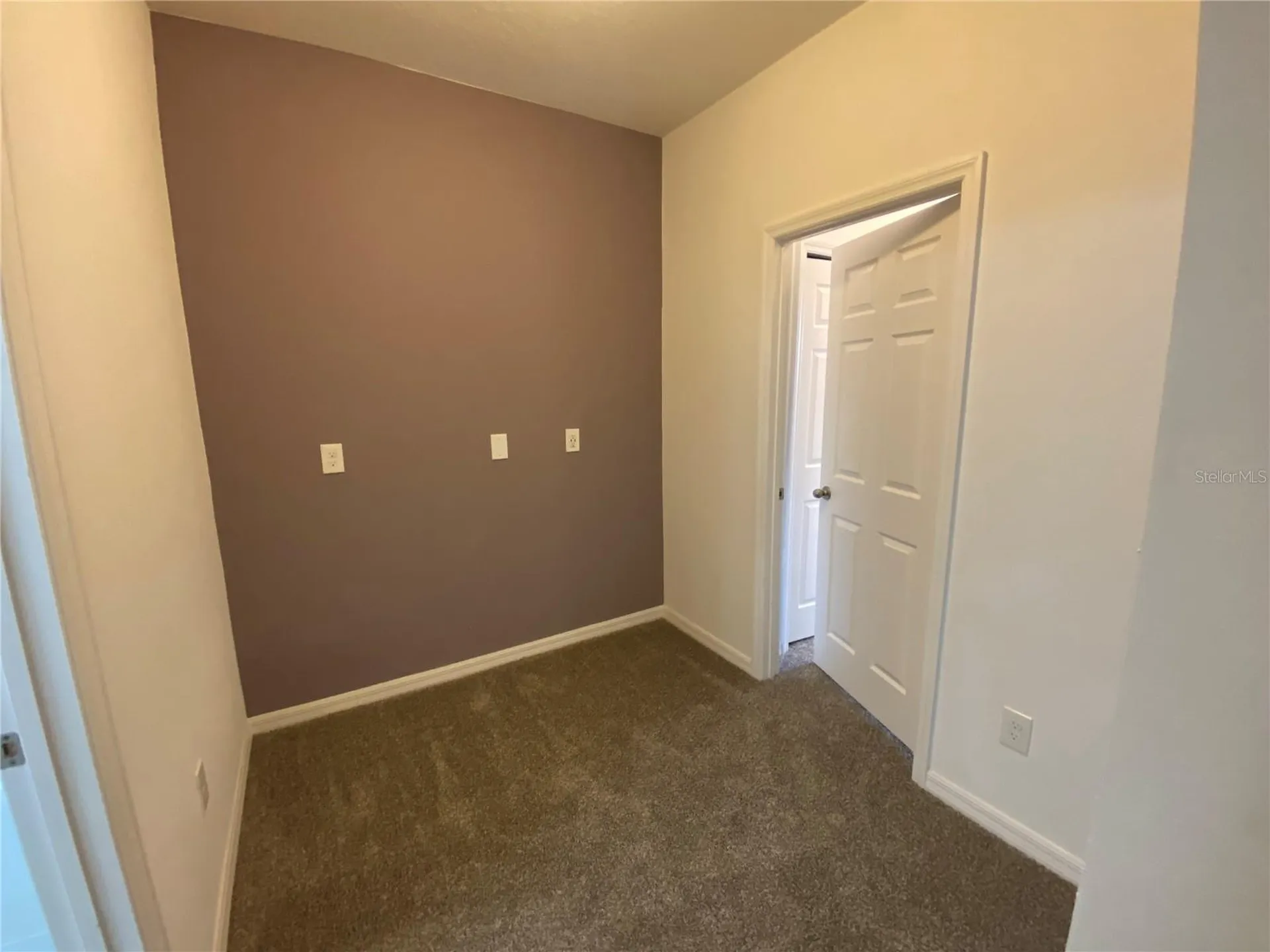 2217 Sedge Grass Way Orlando FL 32824