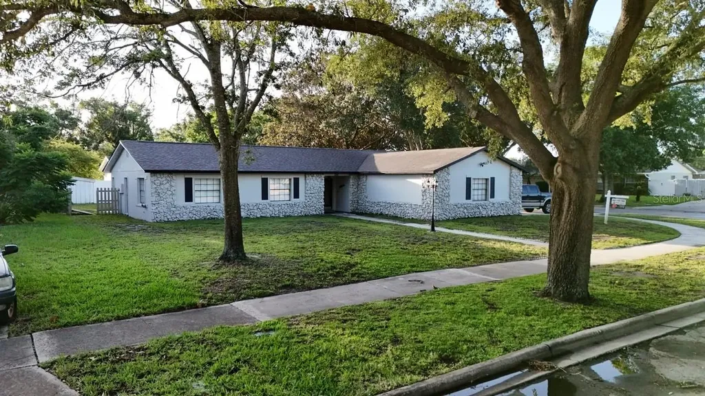 1241 Angeline Avenue Orlando FL 32807