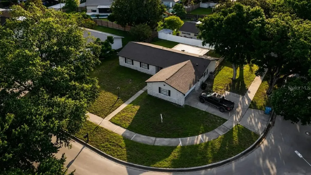 1241 Angeline Avenue Orlando FL 32807