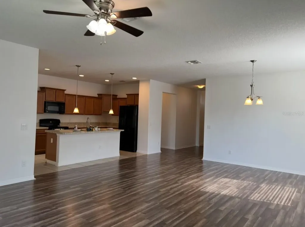 2735 Carrickton Circle Orlando FL 32824