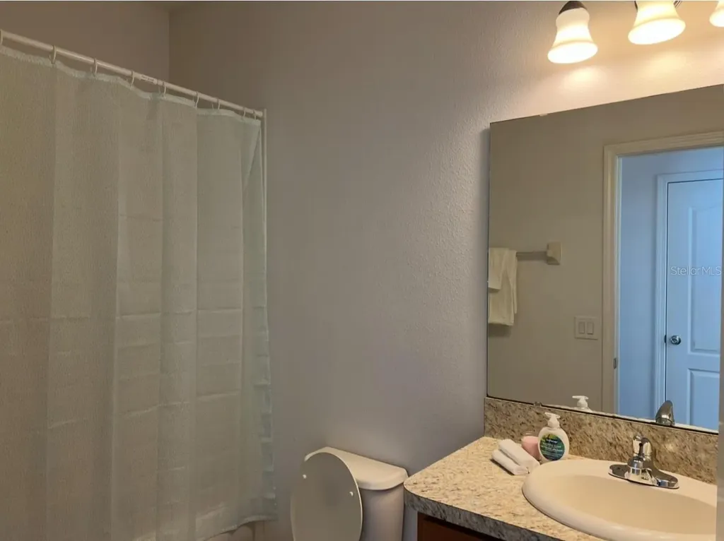 2735 Carrickton Circle Orlando FL 32824