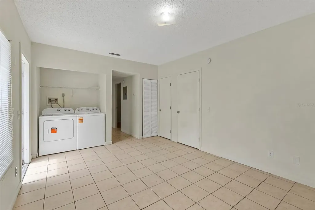 2788 41st Avenue N St Petersburg FL 33714
