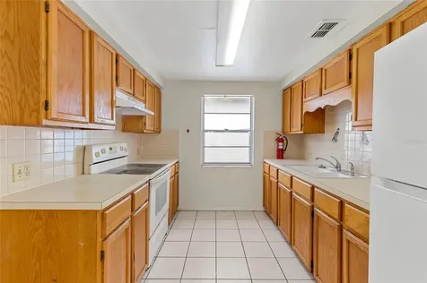 2788 41st Avenue N St Petersburg FL 33714