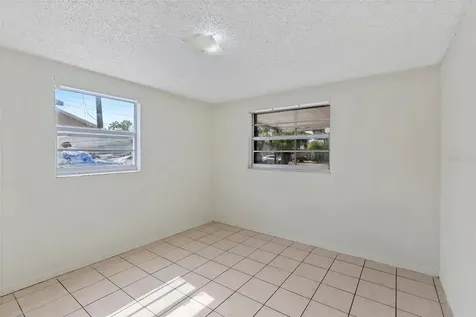 2788 41st Avenue N St Petersburg FL 33714
